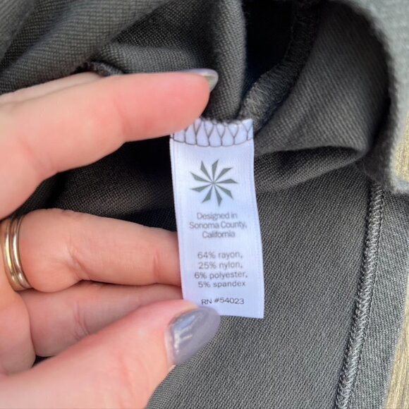 Athleta Ponte Twill skirt a-line green gray side zip Size 8 - Picture 7 of 8